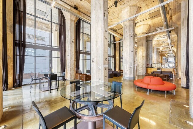 Building Photo - 1200 Steuart St