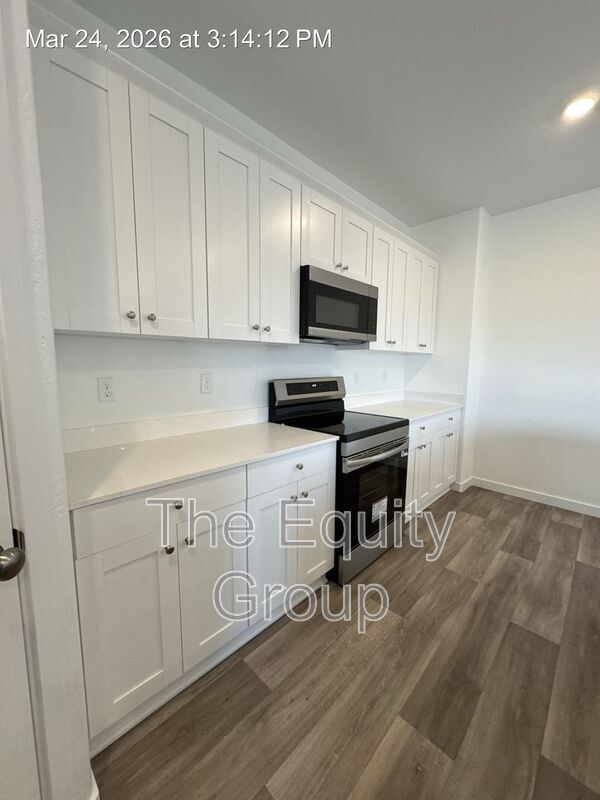 Building Photo - 2440 S Aubree St