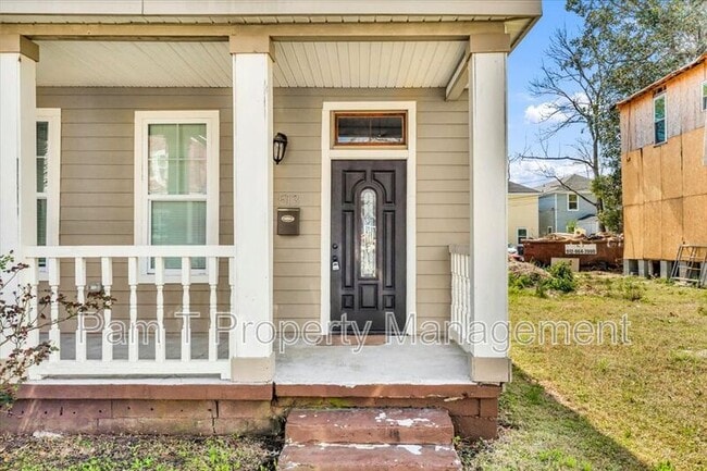 Building Photo - 513 E 33rd St