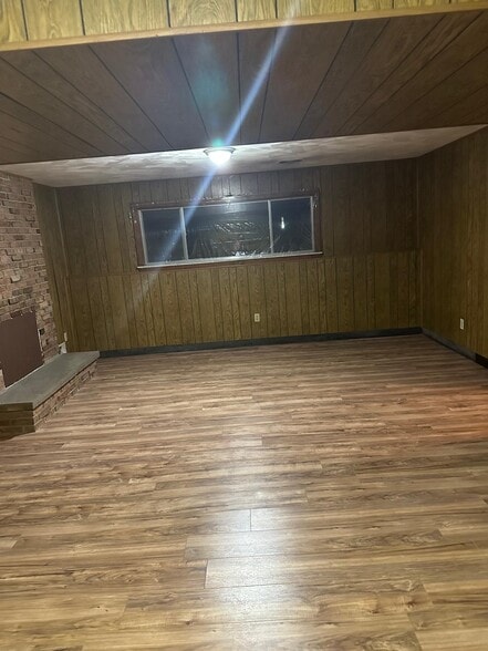 Building Photo - 4152 Marietta Dr