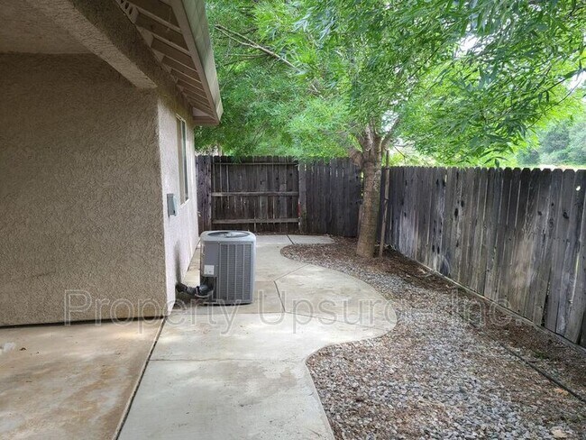 Building Photo - 3720 Silvario Ct