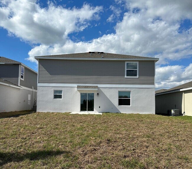 Building Photo - 4 Bed / 2.5 Bath Home – Available Septembe...
