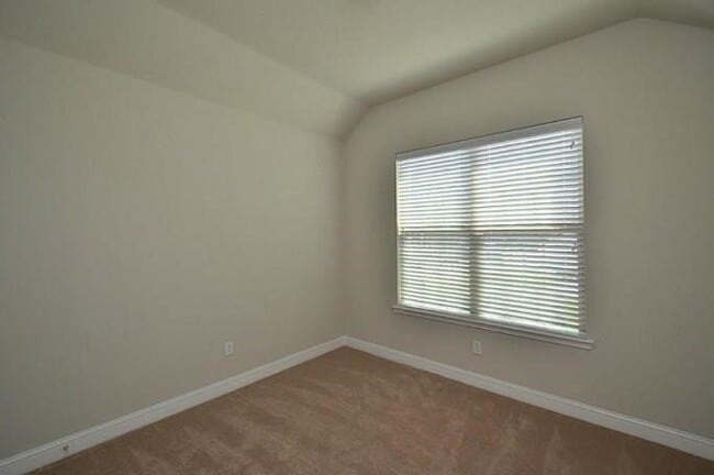 Building Photo - 16911 Lady Bird Lake Ct