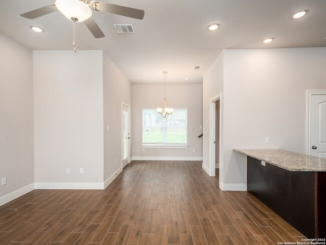 Building Photo - 109 High Dr