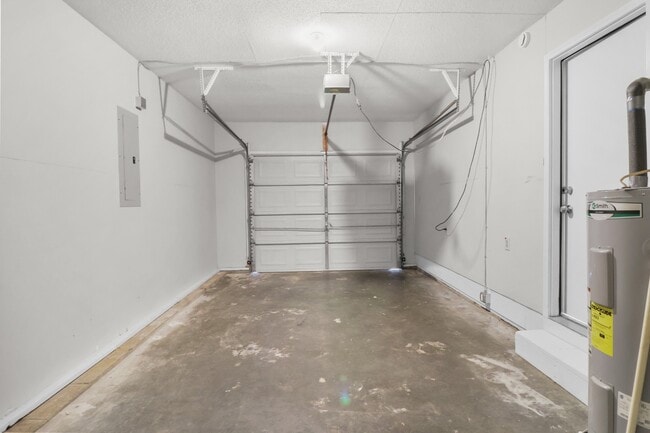 Building Photo - 512 Pointer Ln