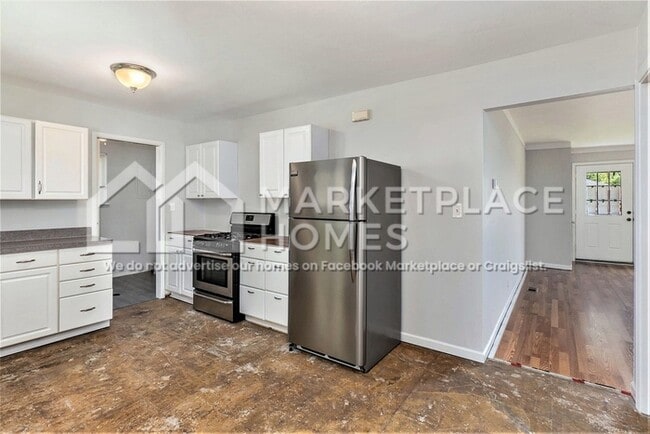 Building Photo - 25161 Patricia Ave