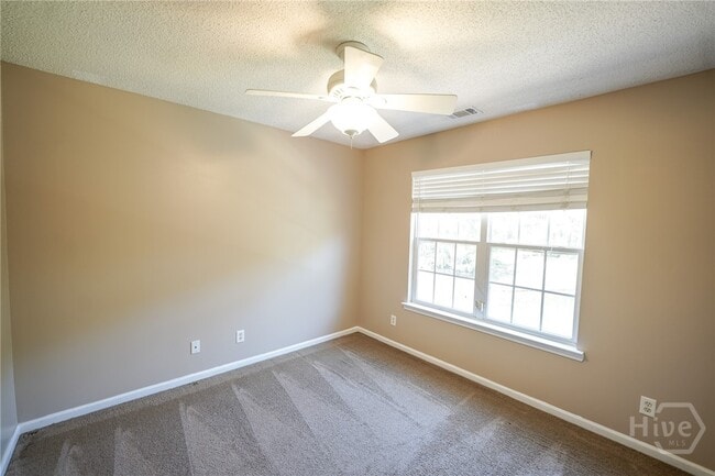 Building Photo - 248 Silver Brook Cir