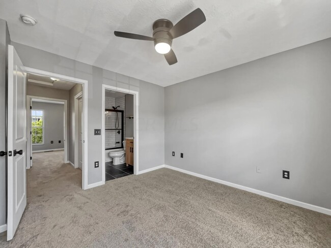 Building Photo - 6327 Royal Tern Crossing