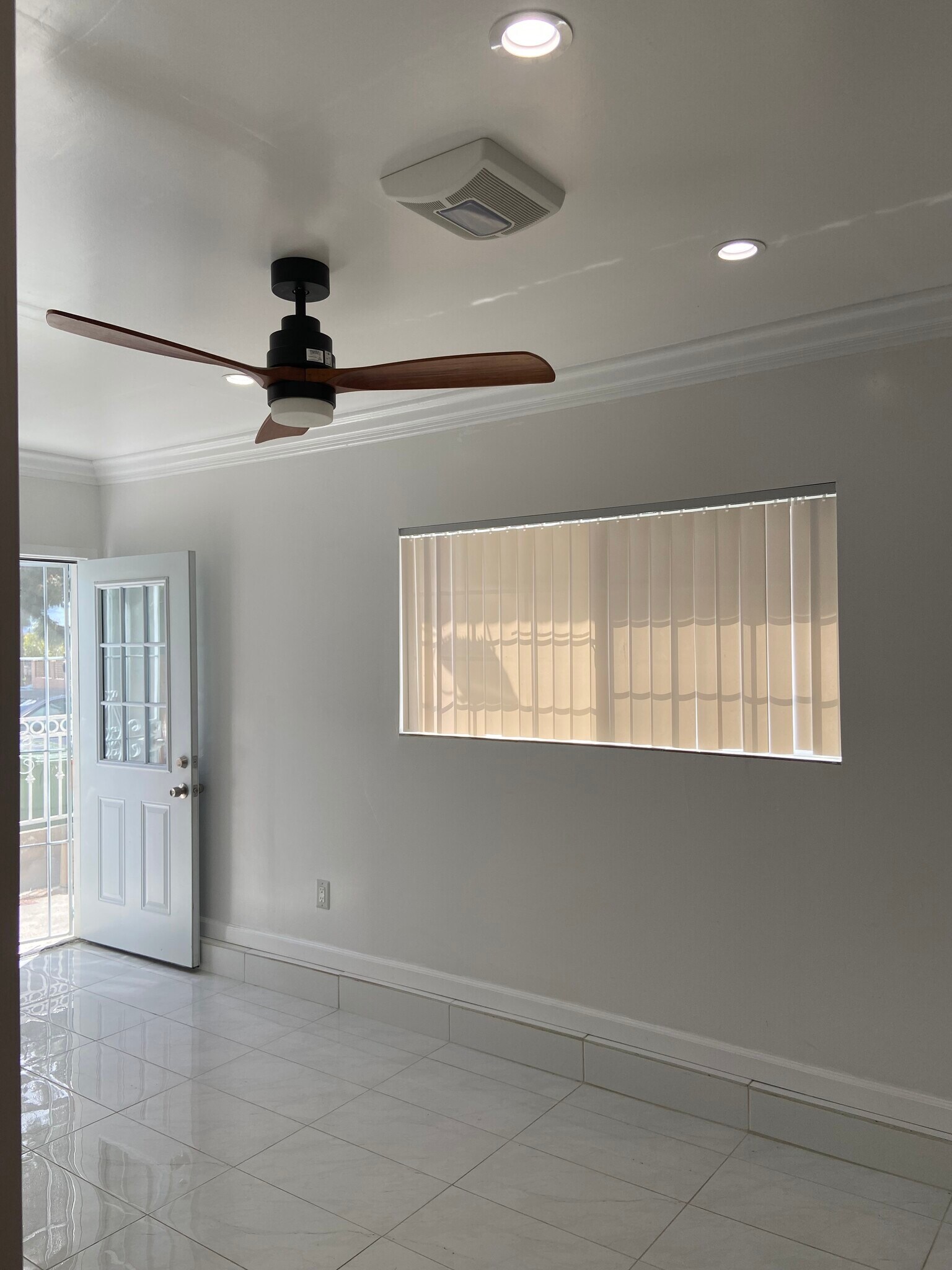Drawing room - 13044 Tonopah St