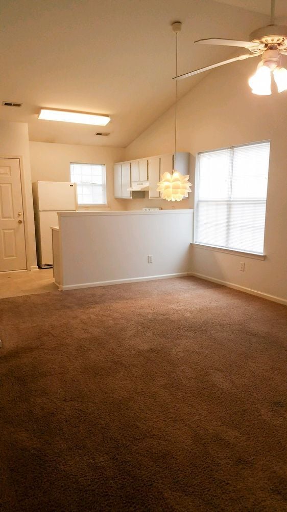 MCCLELLAND TOWNHOMES 324 St Rosea Rd Wilmington NC 28405 Apartment