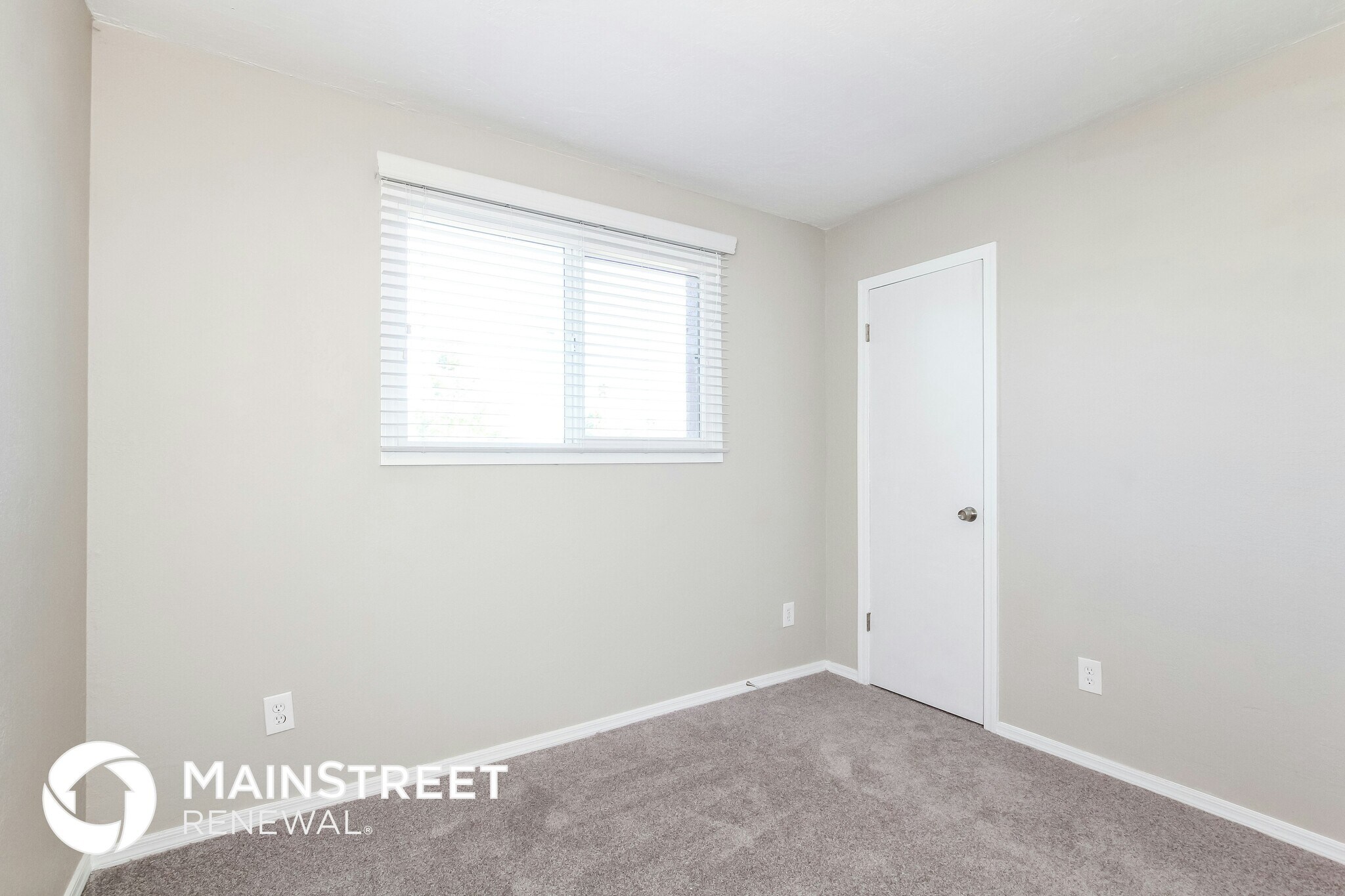 Building Photo - 2202 E Marmora St