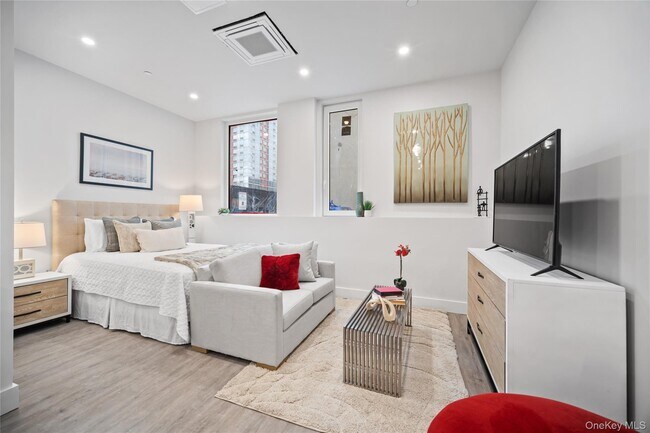 Building Photo - 40 Westchester Pl