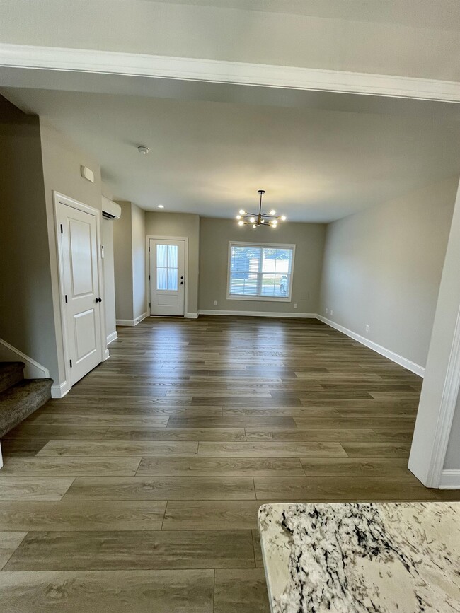 Building Photo - 1005 Ridgestone Ct