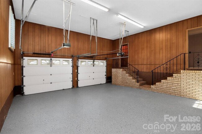 Building Photo - 8109 Reames Rd