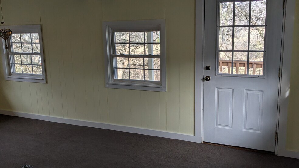 Building Photo - 226 Pigeon Roost Rd