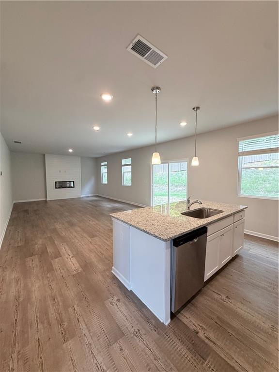 Building Photo - 745 Summerwood Ln