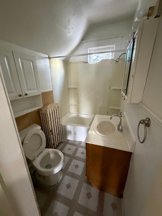 Building Photo - 2118-2120 Michigan Avenue