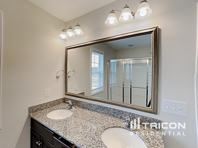 Building Photo - 937 Dawsons Park Wy