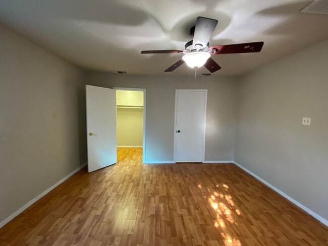 Building Photo - SEPTEMBER  HALF OFF First Month Rent