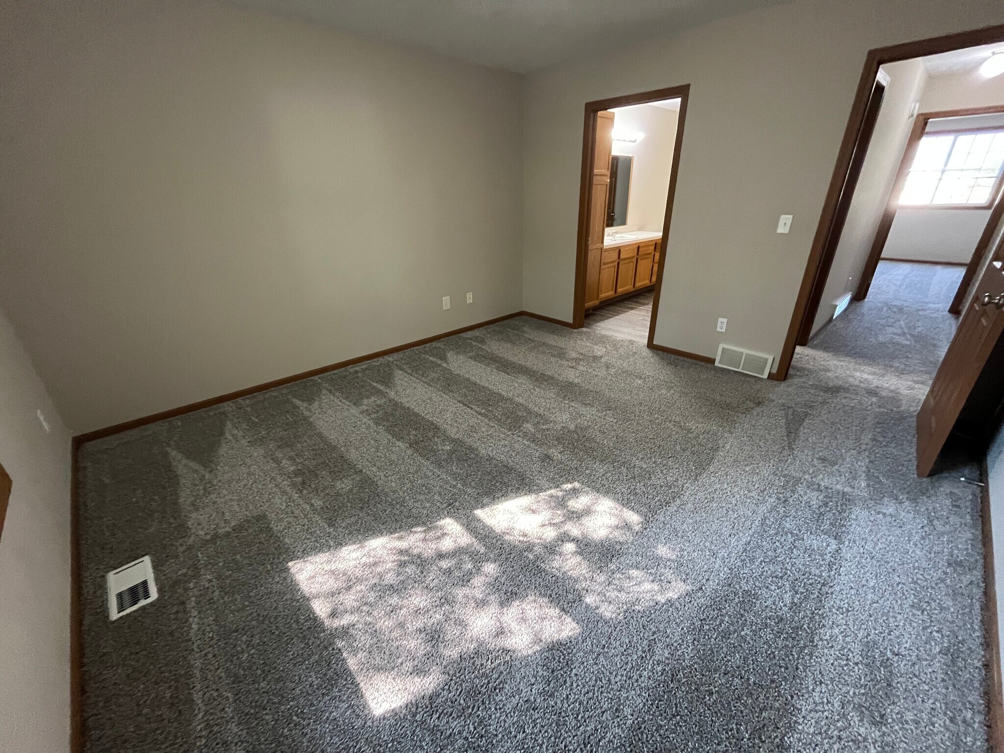 Building Photo - 13308 Riley St