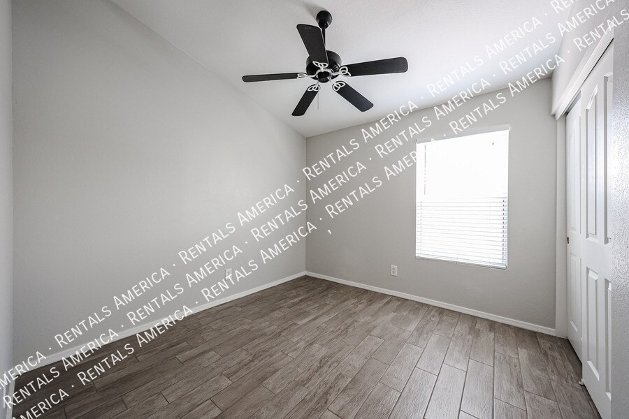 Building Photo - 153 S Garnet Rd