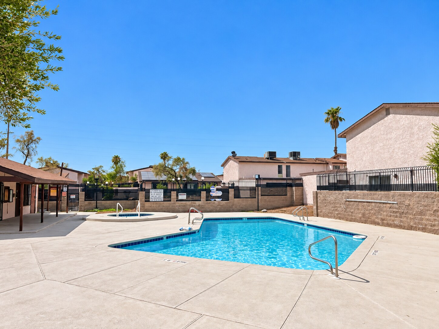 Building Photo - 4346 Caliente St