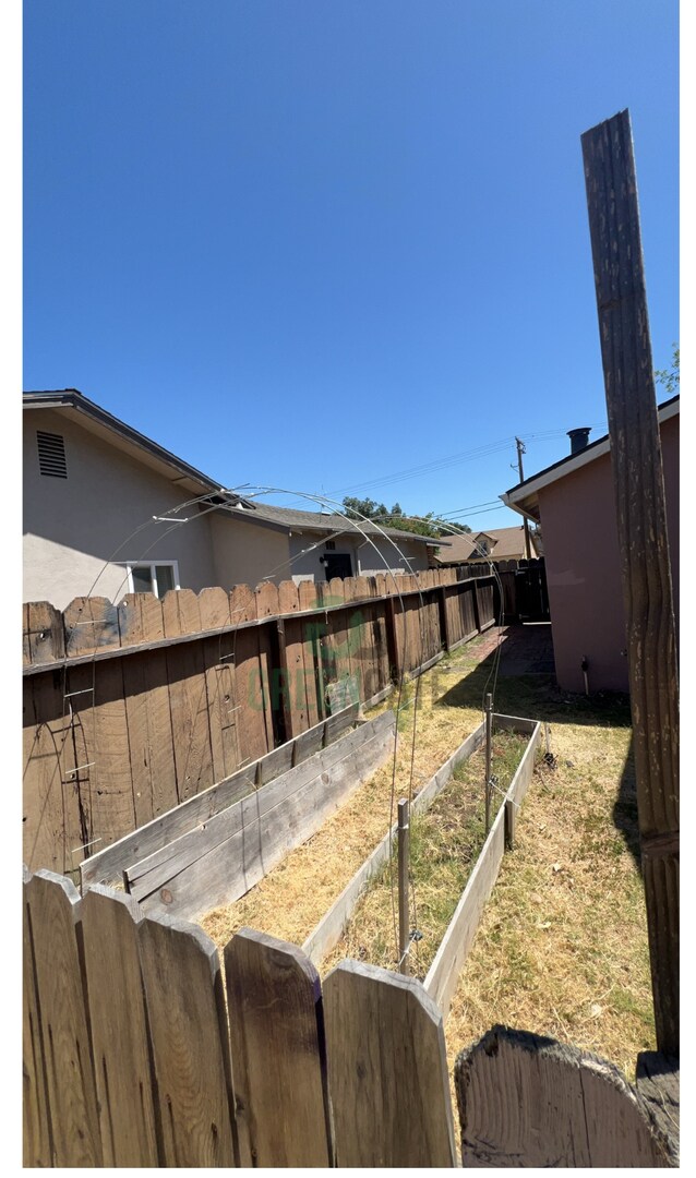 Building Photo - 3 BEDROOM 2 BATH MOVE IN READY IN MODESTO!!