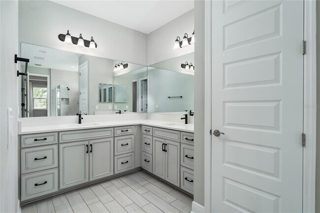 Building Photo - 3603 Quiet Dr