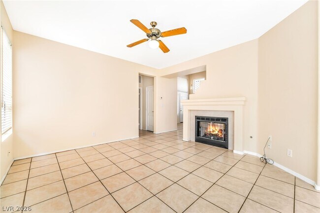 Building Photo - 120 McLaren St