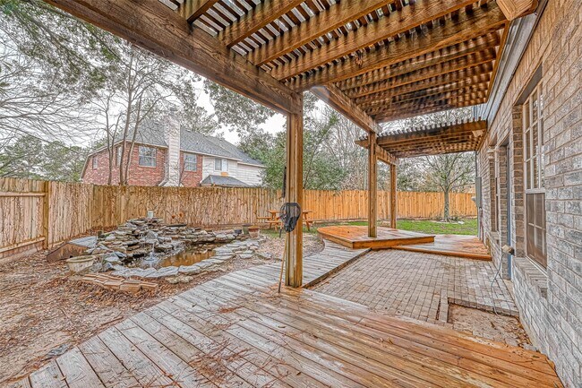 Building Photo - 5815 Henniker Dr