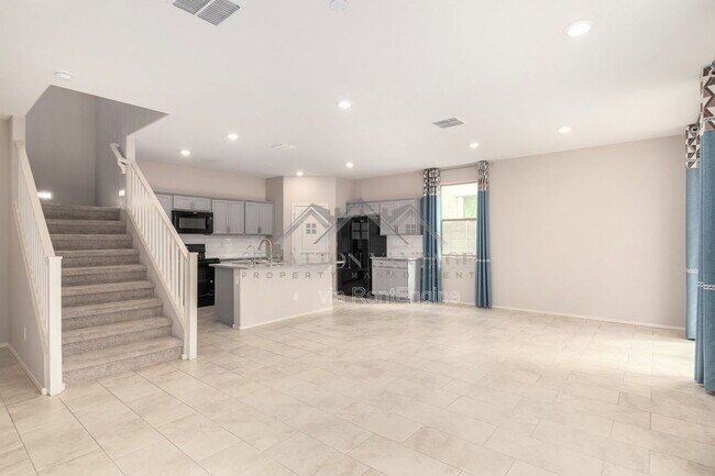 Building Photo - 55 E Constitution Dr