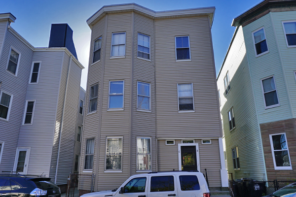 Primary Photo - 18 Clary St