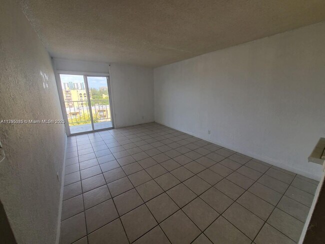 Primary Photo - 801 NW 47th Ave