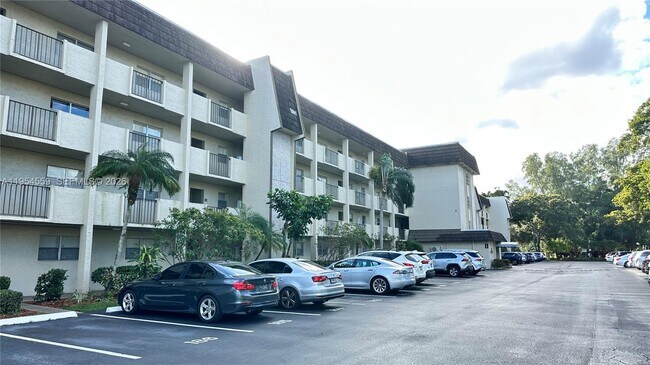 Building Photo - 6200 NW 44th St