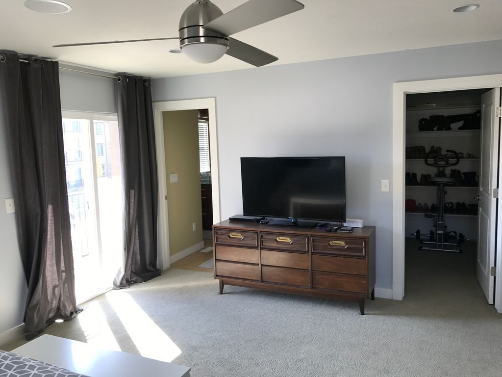 Building Photo - 272 W 650 N