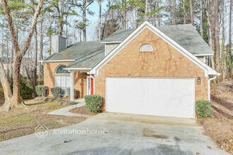 Building Photo - 589 N Shore Rd