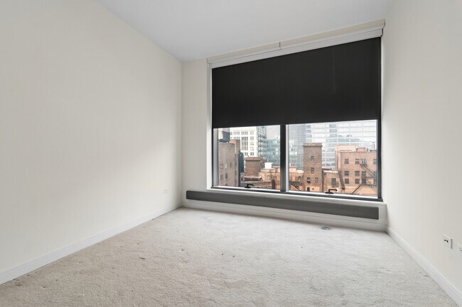 Building Photo - 60 E Monroe St