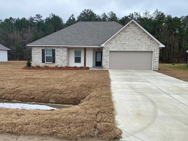Building Photo - 39060 Fairfields Dr
