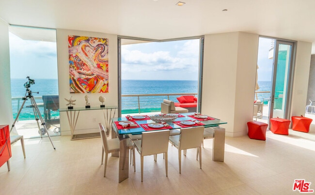 Building Photo - 27102 Malibu Cove Colony Dr