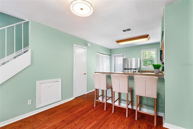 Building Photo - 5704 Bratton Dr