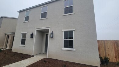 Building Photo - 12505 Camino Glorieta, Bakersfield, CA 93311