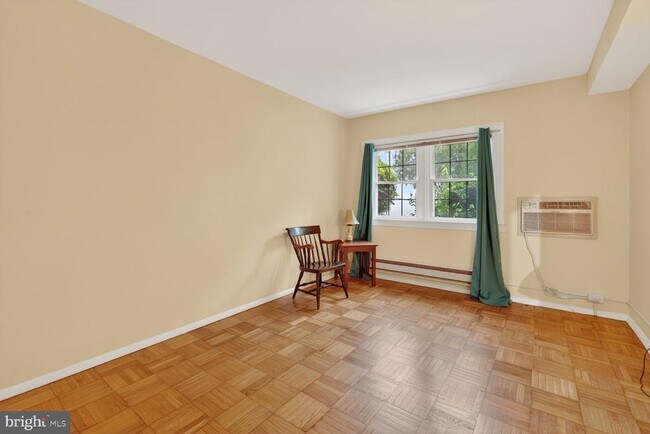 Building Photo - 1536 Mt Eagle Pl