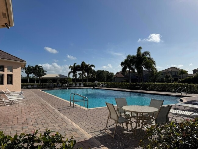 Building Photo - 3318 Burlington Pl SW