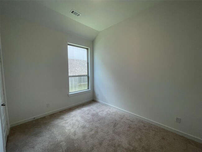 Building Photo - 3023 Dragonlet Ln