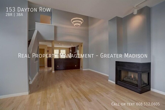 Building Photo - 153 Dayton Row