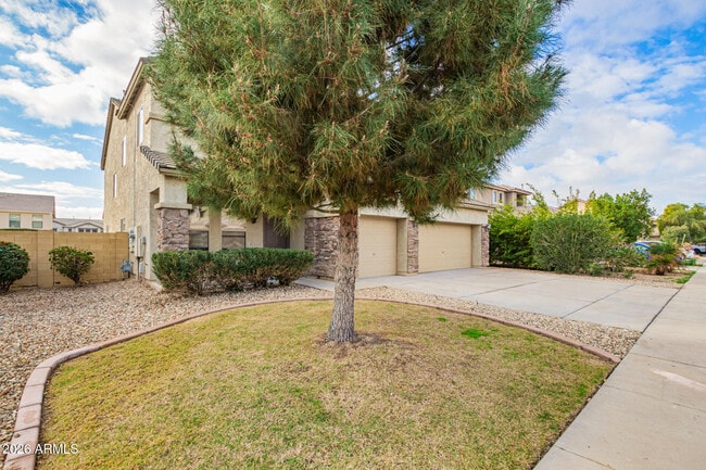 Building Photo - 19411 W Jefferson St