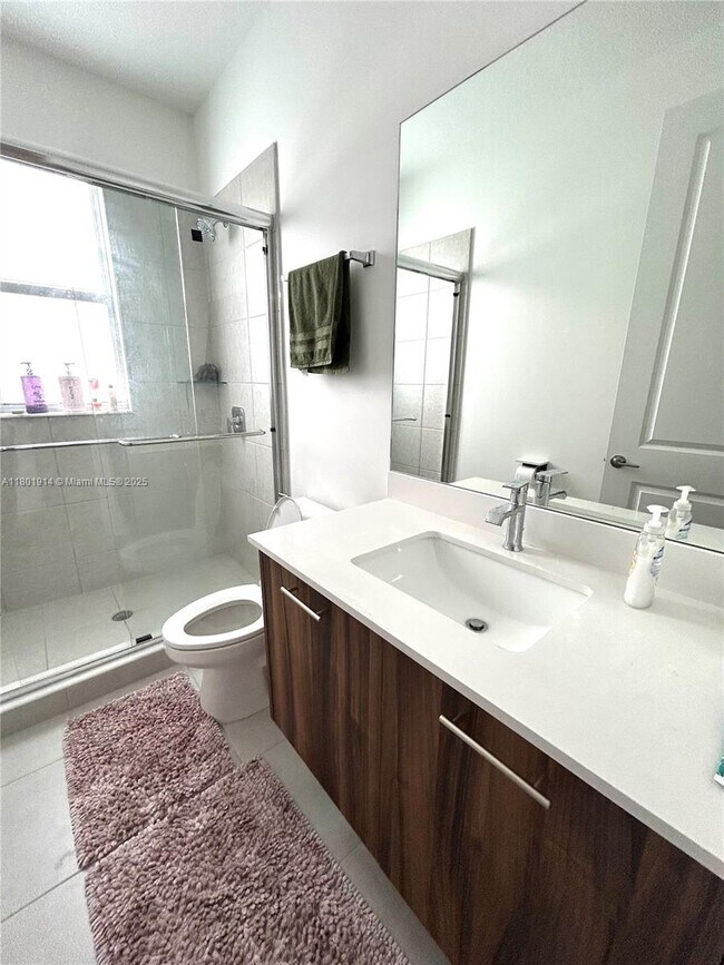 Building Photo - 12220 SW 44th St
