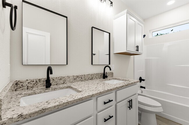 Building Photo - 1316 Williams St