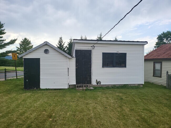 Building Photo - 139 N Seton Ave