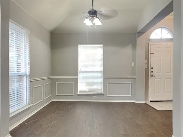 Building Photo - 8401 Greenfield Dr